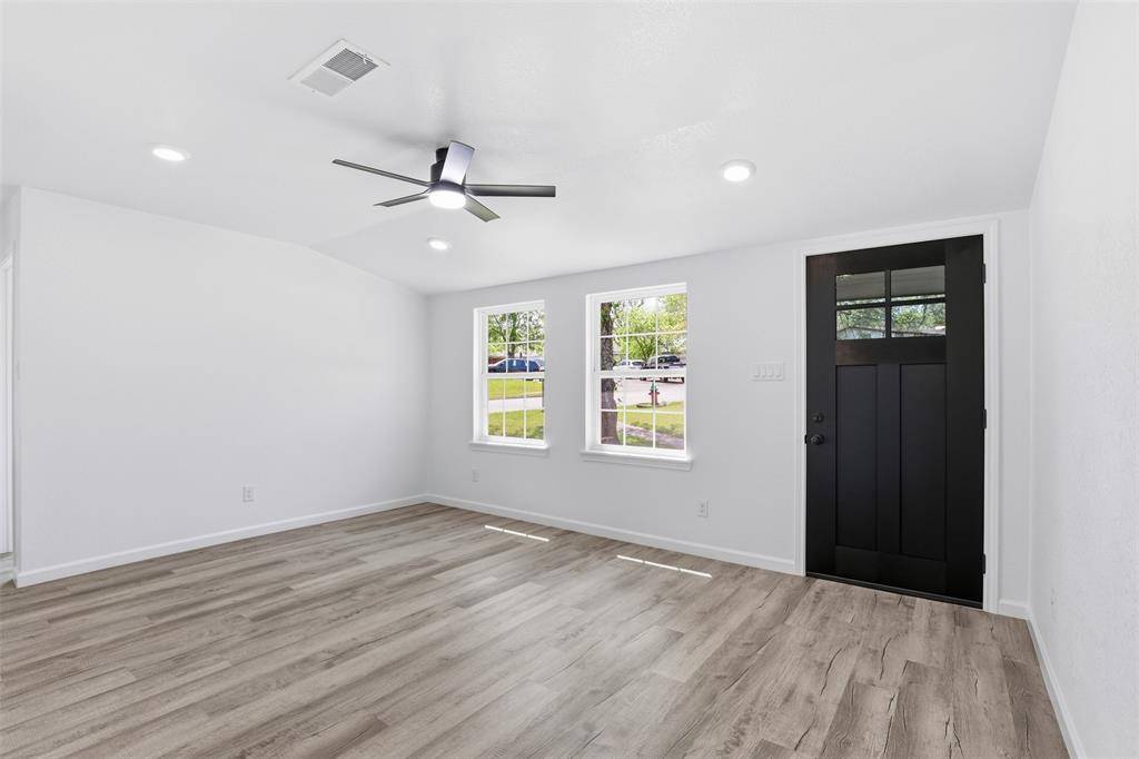 7944 Downe Drive, White Settlement, TX 76108