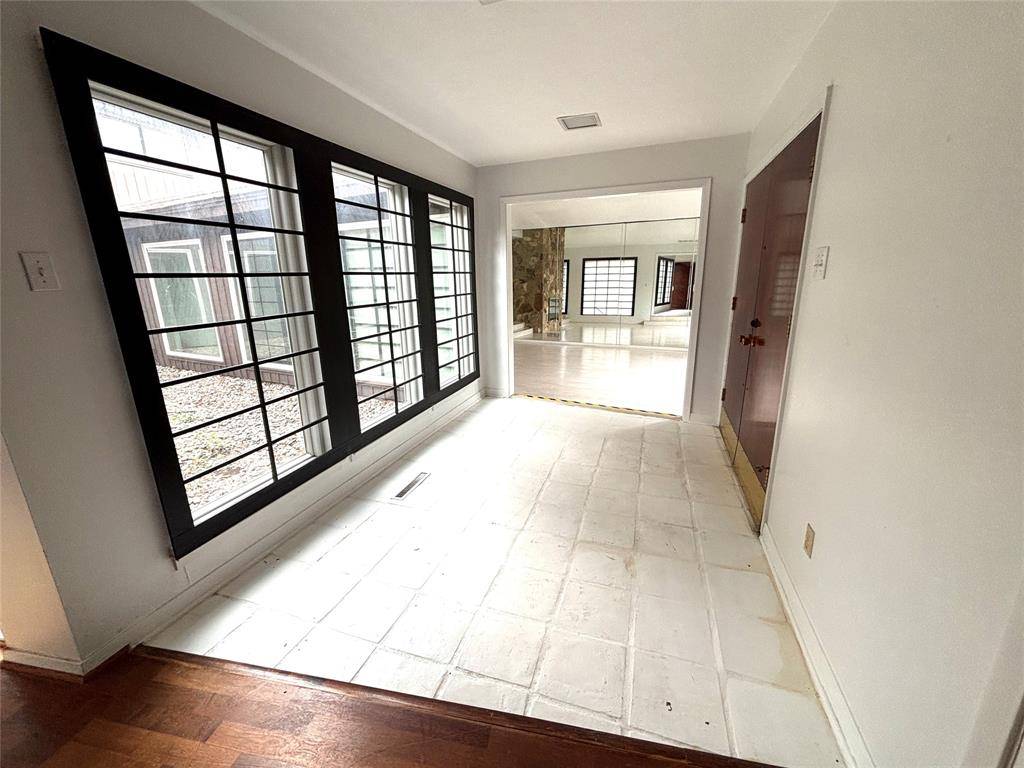 12 Creekwood Circle, Richardson, TX 75080