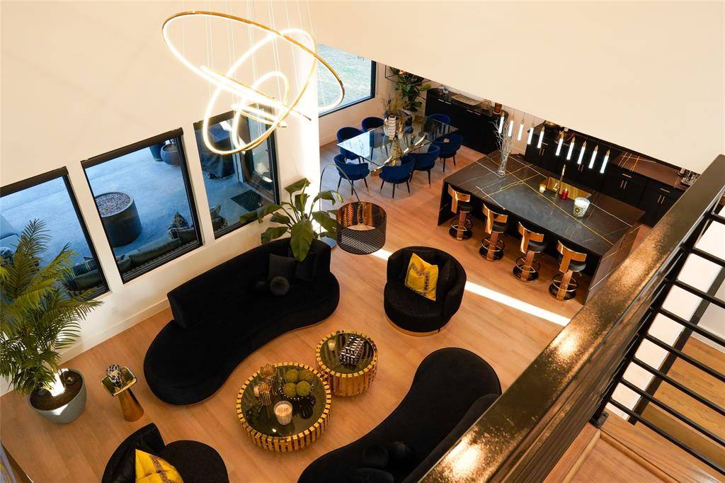 522 S Clark Road, Cedar Hill, TX 75104