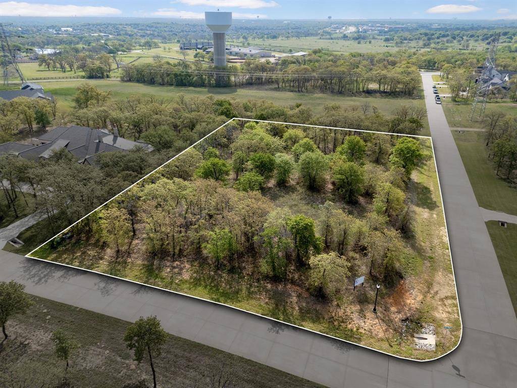 1028 Hat Creek Road, Bartonville, TX 76226