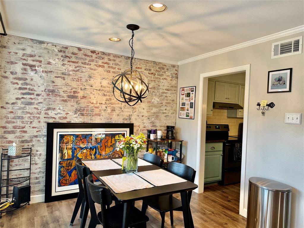 16301 Ledgemont Lane #181, Addison, TX 75001