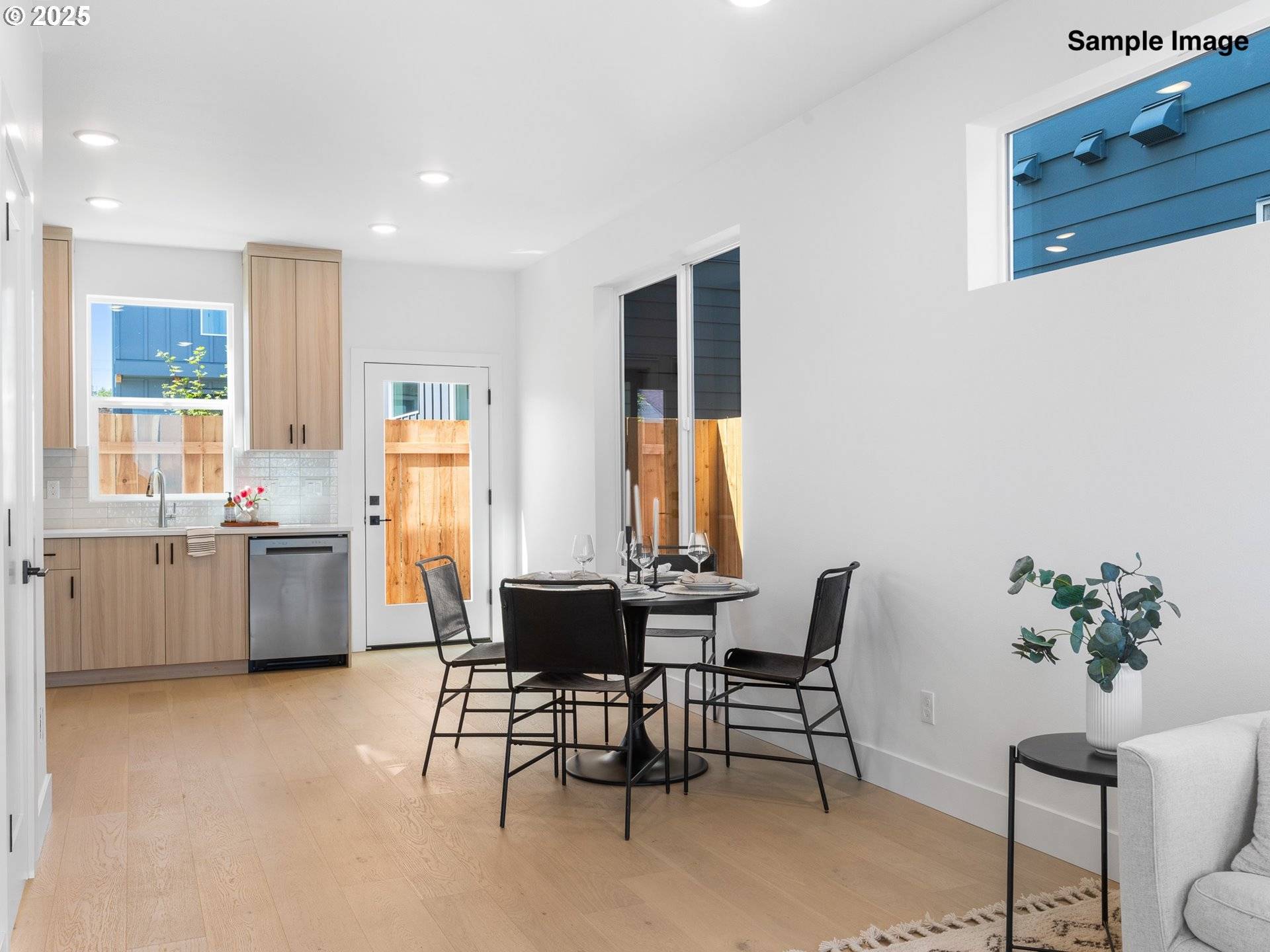 4350 NE Going ST, Portland, OR 97218