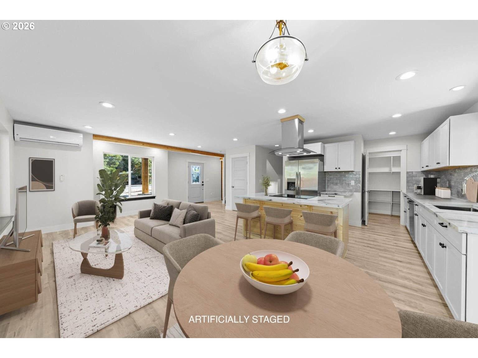 1736 DRURY LN, Grants Pass, OR 97527