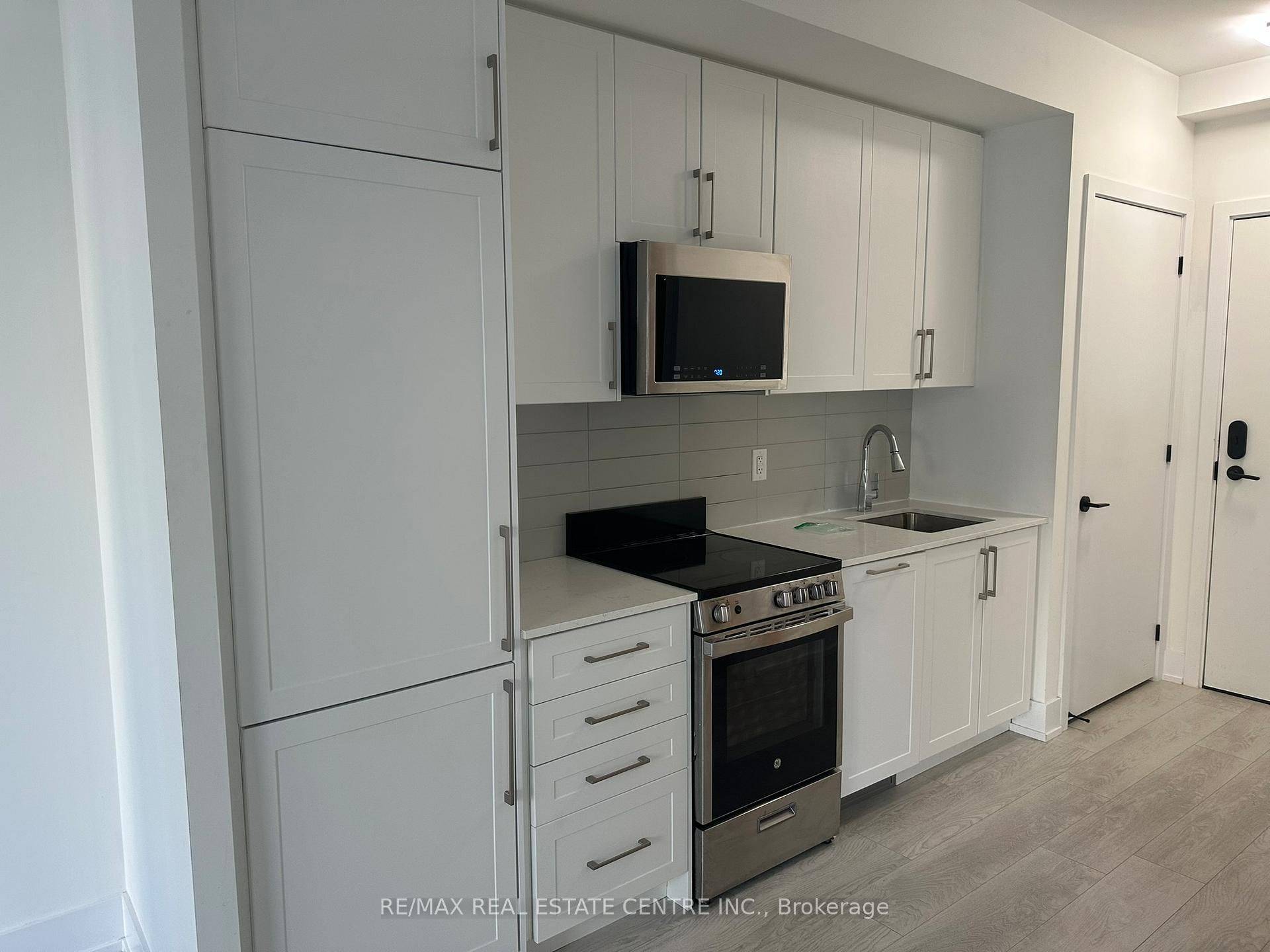 2450 Old Bronte RD #247, Oakville, ON L6M 5P6