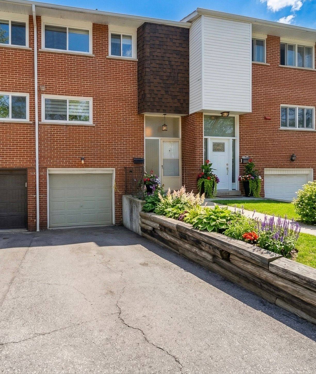 5473 Schueller CRES, Burlington, ON L7L 3T1