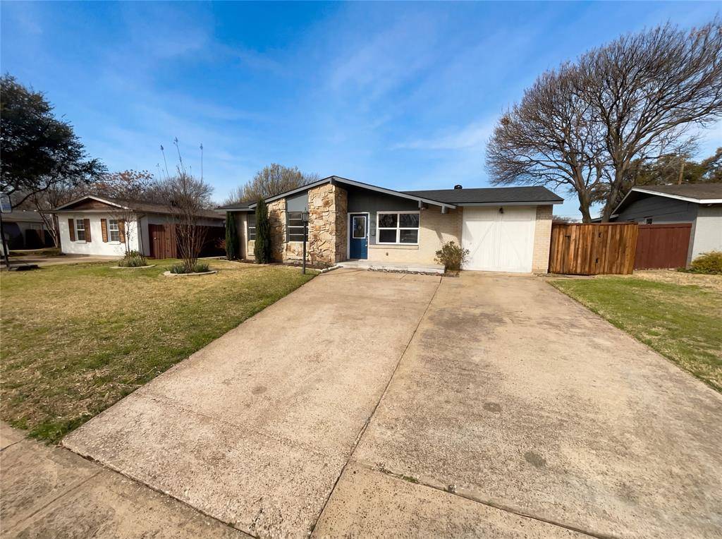 8541 Strathmore Drive, Dallas, TX 75238