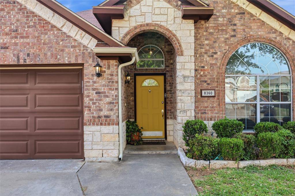 8360 Whippoorwill Drive, Fort Worth, TX 76123
