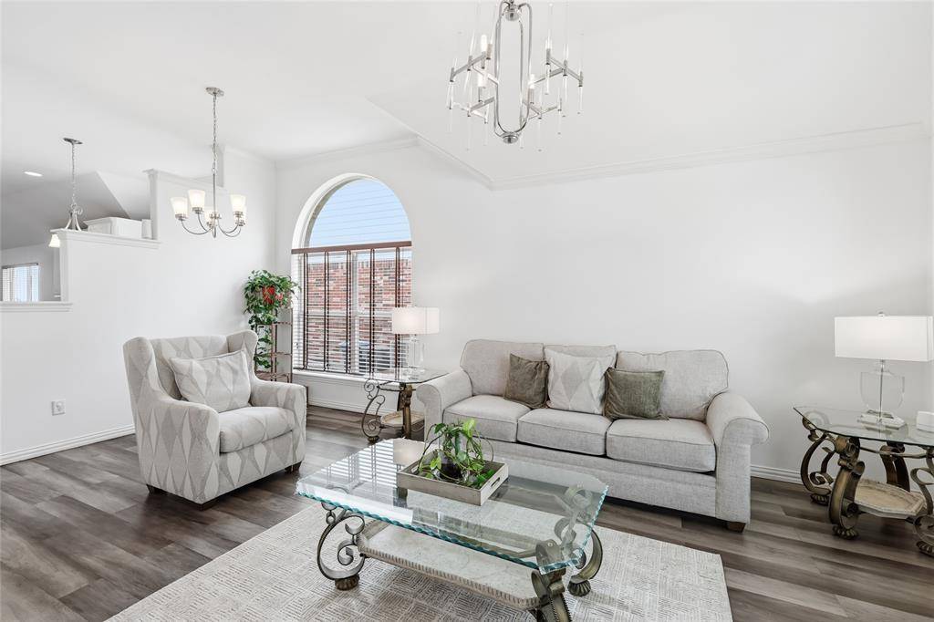 8360 Whippoorwill Drive, Fort Worth, TX 76123