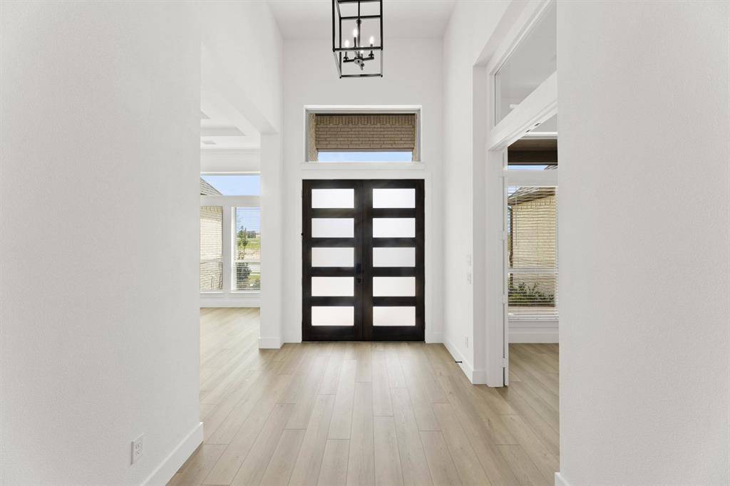 241 Broadmoor Lane, Ovilla, TX 75154