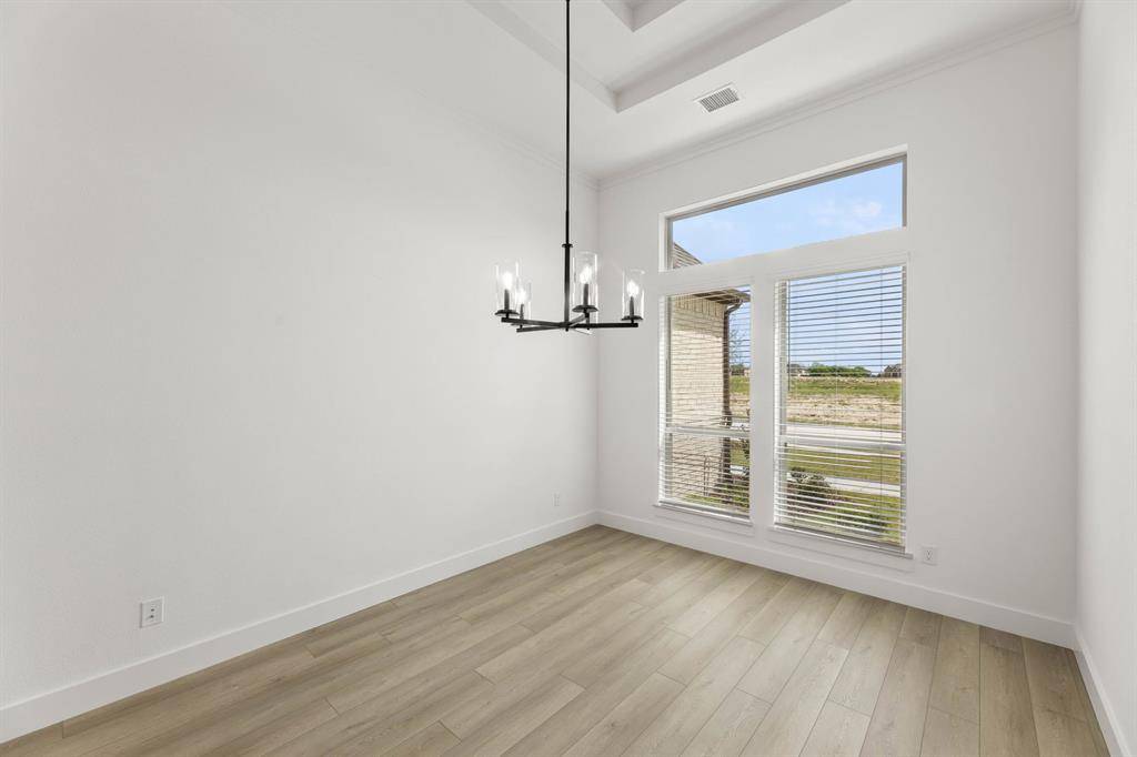 241 Broadmoor Lane, Ovilla, TX 75154