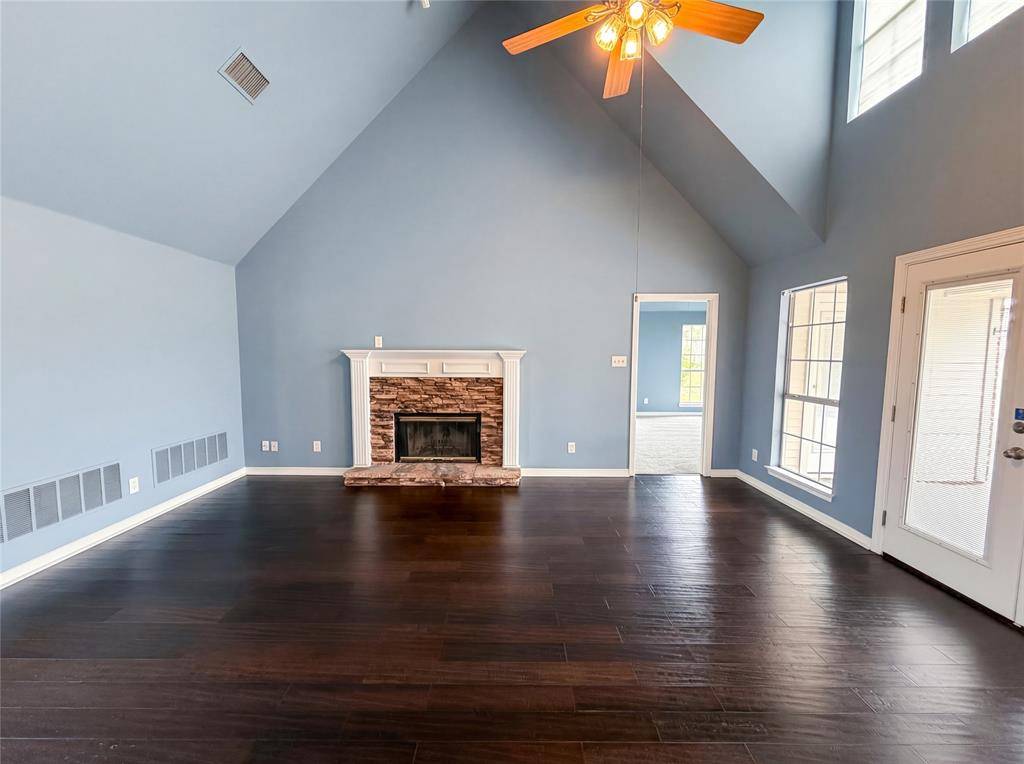 4014 Fm 664, Waxahachie, TX 75167