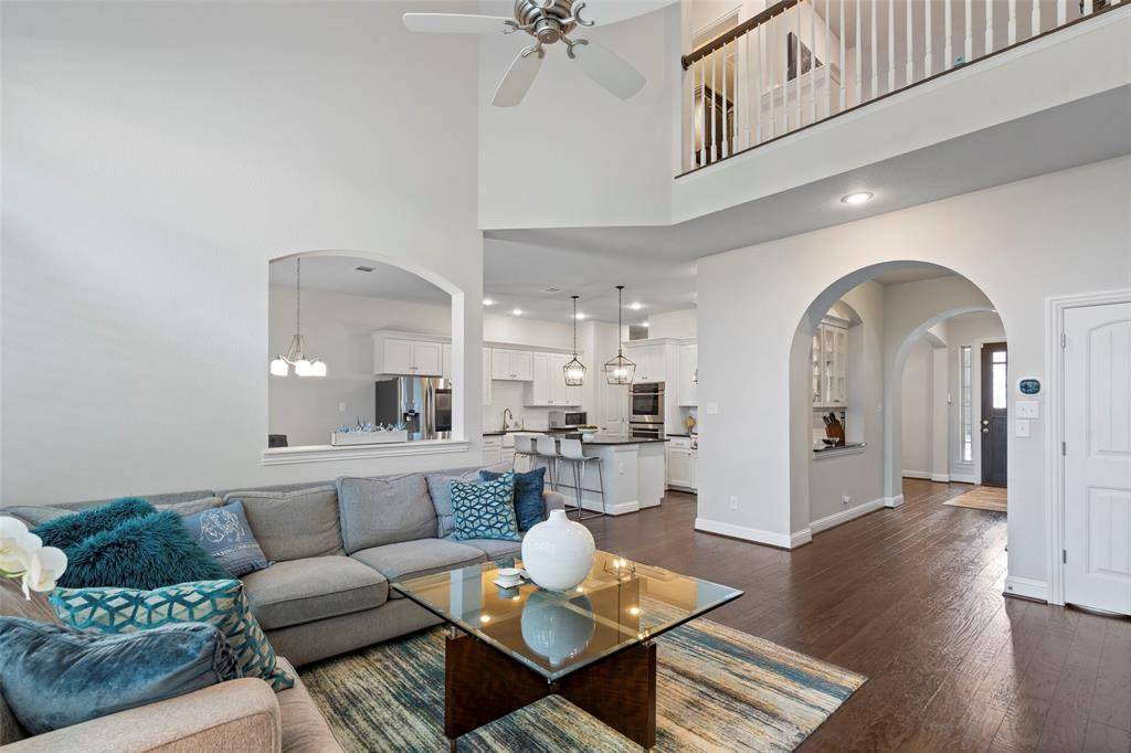 18265 Brighton Green, Dallas, TX 75252