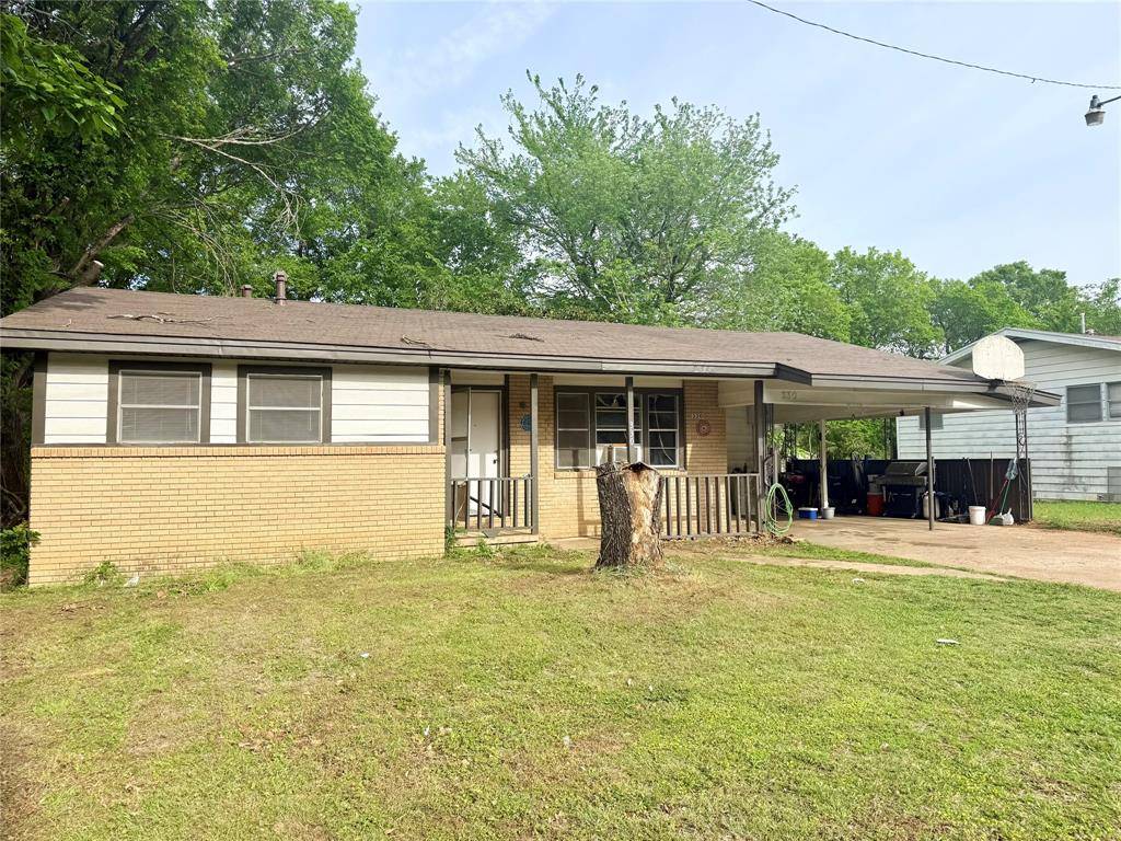 330 24th Street NW, Paris, TX 75460