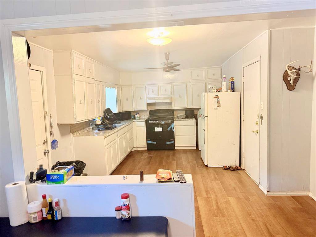 330 24th Street NW, Paris, TX 75460