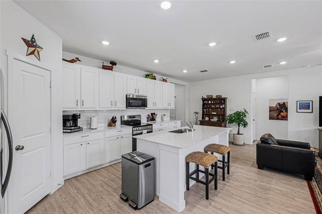 513 Hackney Drive, Princeton, TX 75407