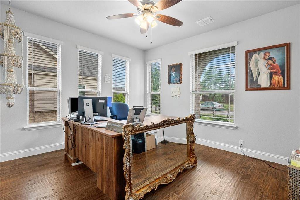 1224 Crawford Drive, Desoto, TX 75115