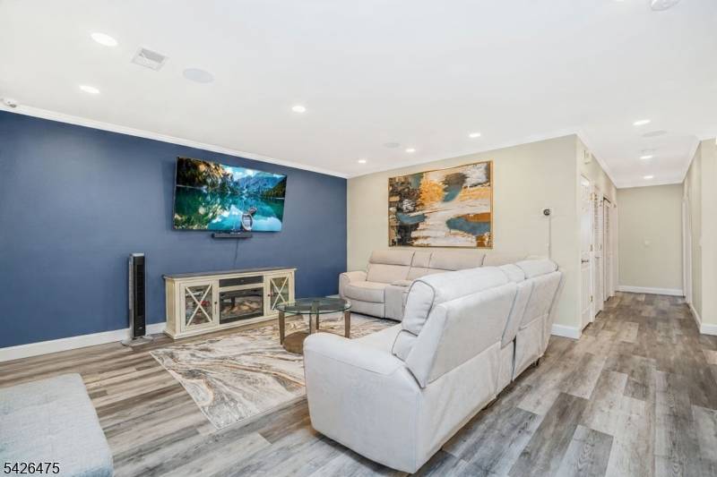 368 Rector St #307, Perth Amboy City, NJ 08861