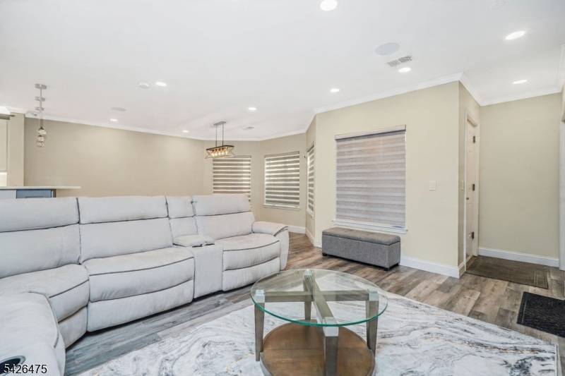 368 Rector St #307, Perth Amboy City, NJ 08861