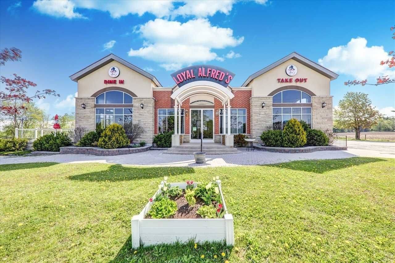 20215 Woodbine AVE, East Gwillimbury, ON L0G 1R0