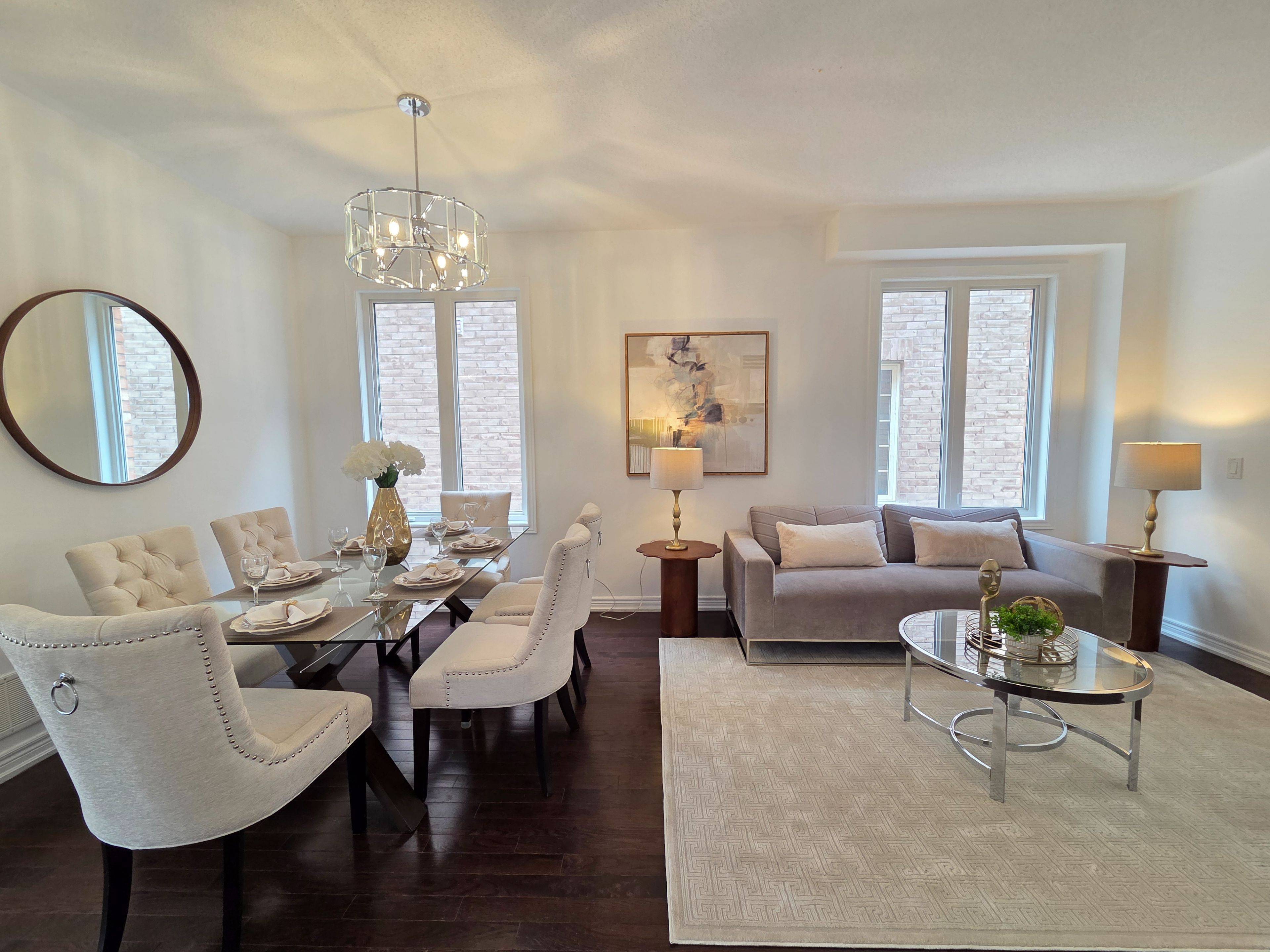 11 Beacon Point ST, Markham, ON L6E 0P3