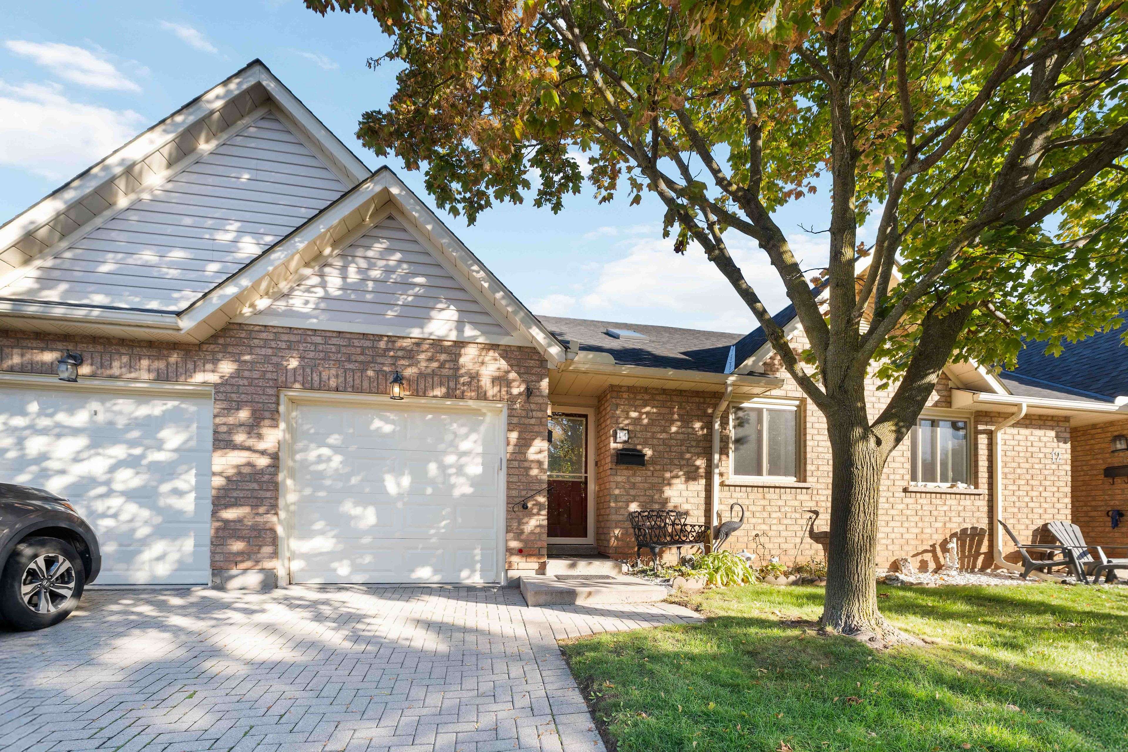 165 Main ST E #14, Grimsby, ON L3M 1P2