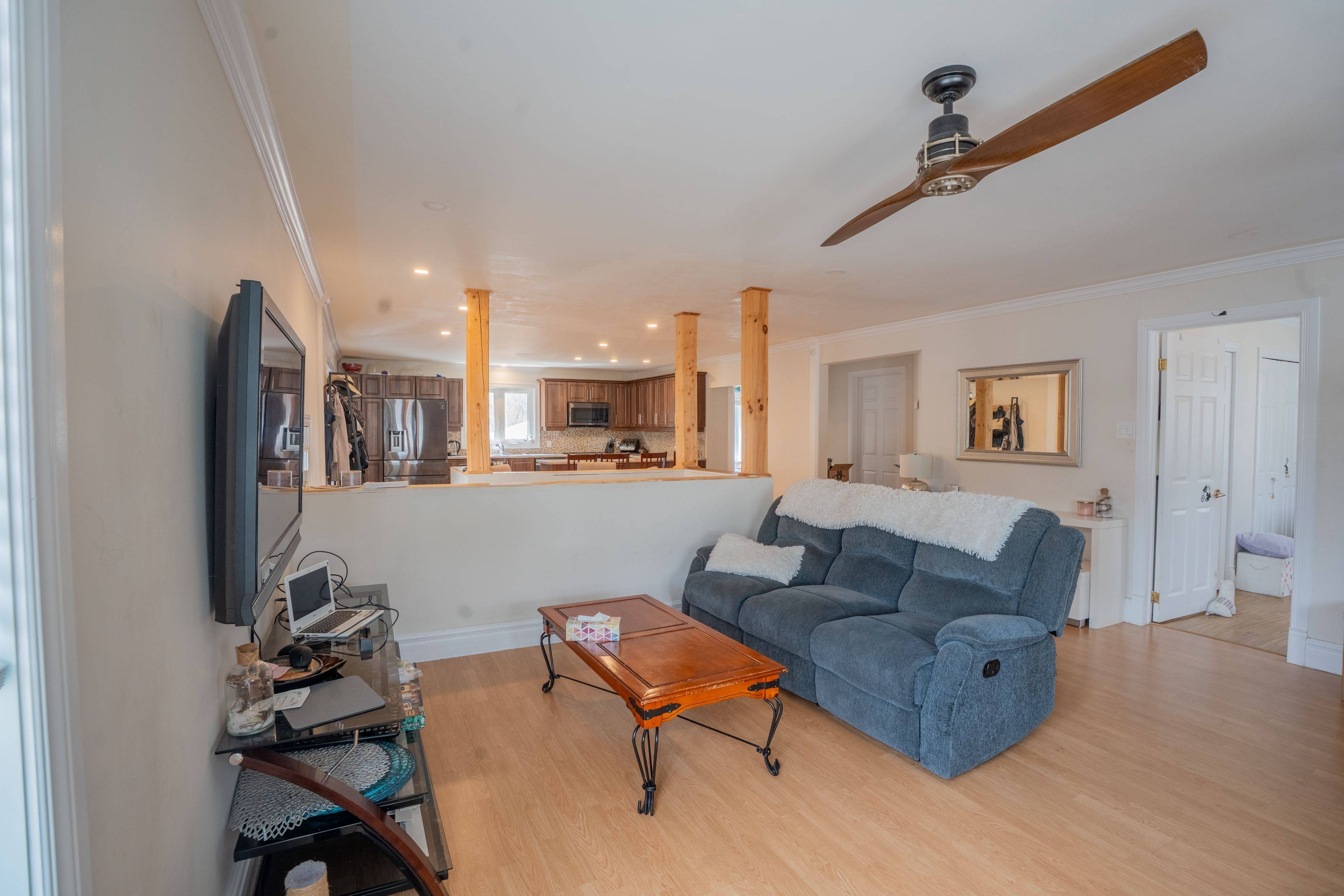 682 Henri CIR, Clarence-rockland, ON K4K 1C4