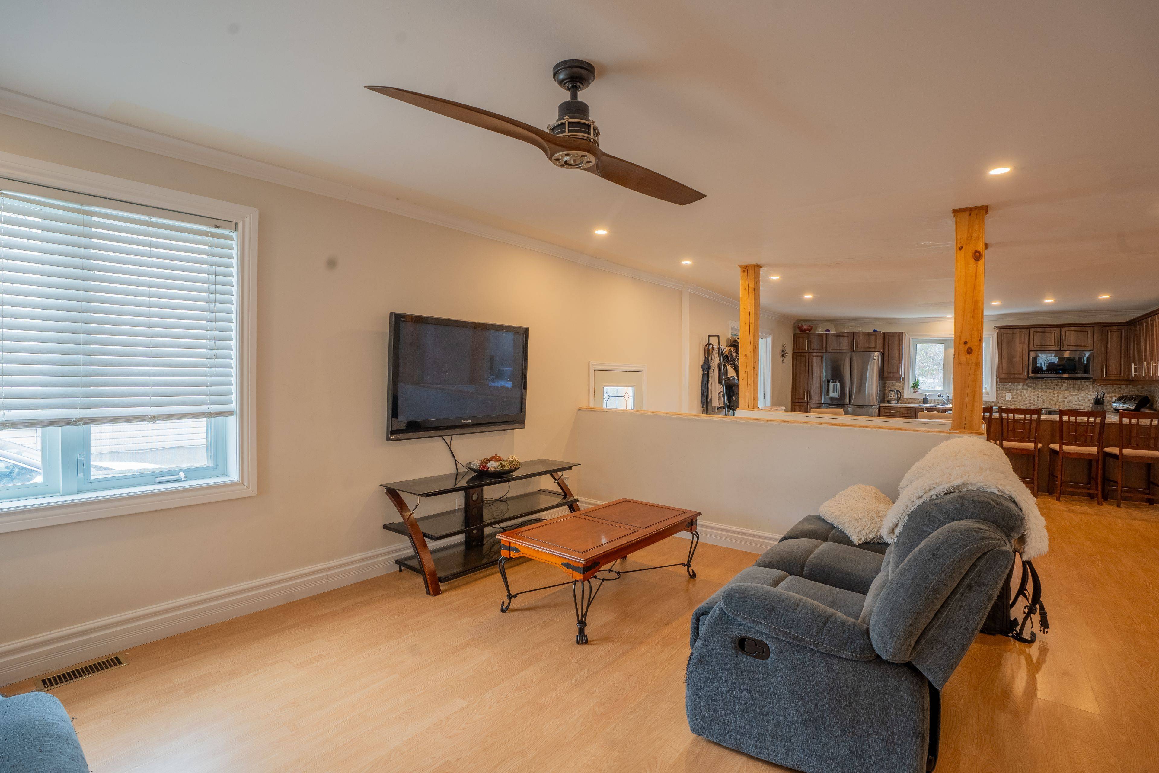 682 Henri CIR, Clarence-rockland, ON K4K 1C4