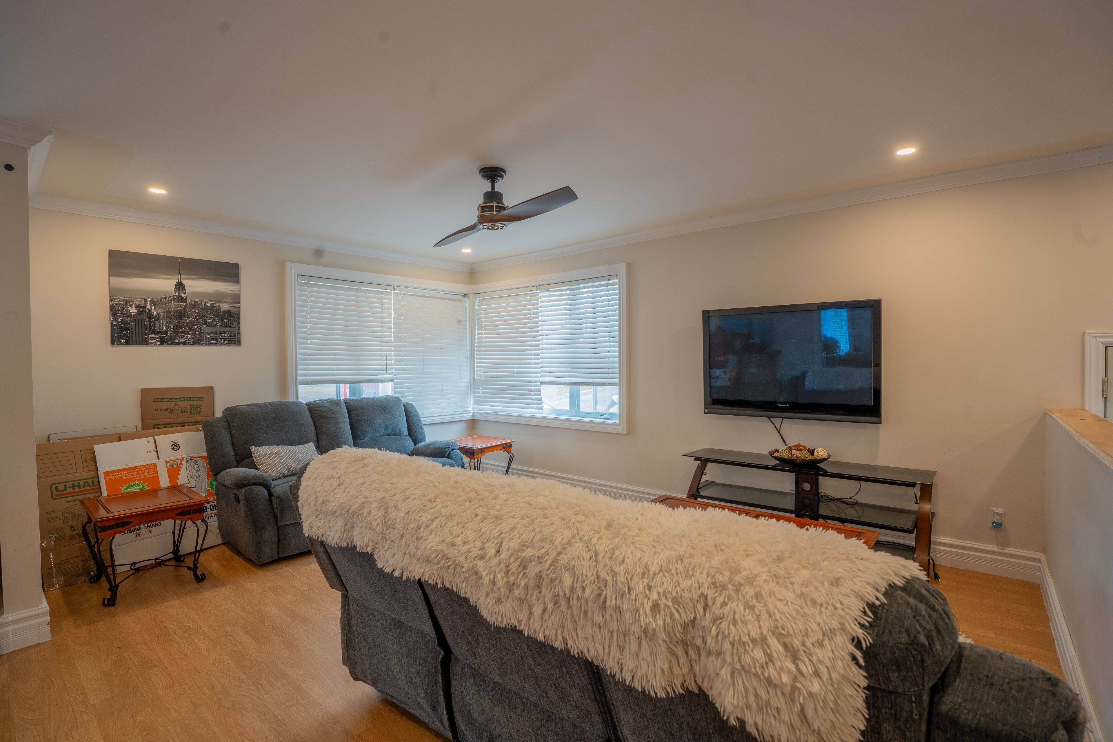 682 Henri CIR, Clarence-rockland, ON K4K 1C4