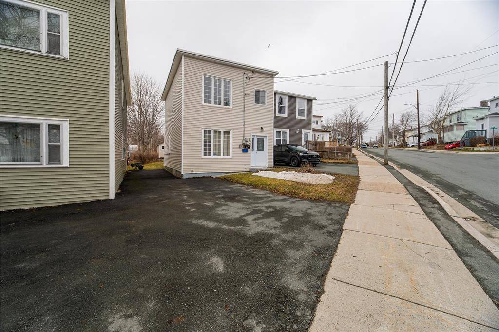 47 Golf Avenue, St. John's, NL A1C5C5