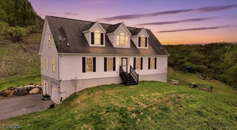 738 County Road 519, White Twp., NJ 07823