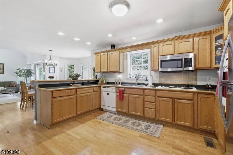 738 County Road 519, White Twp., NJ 07823