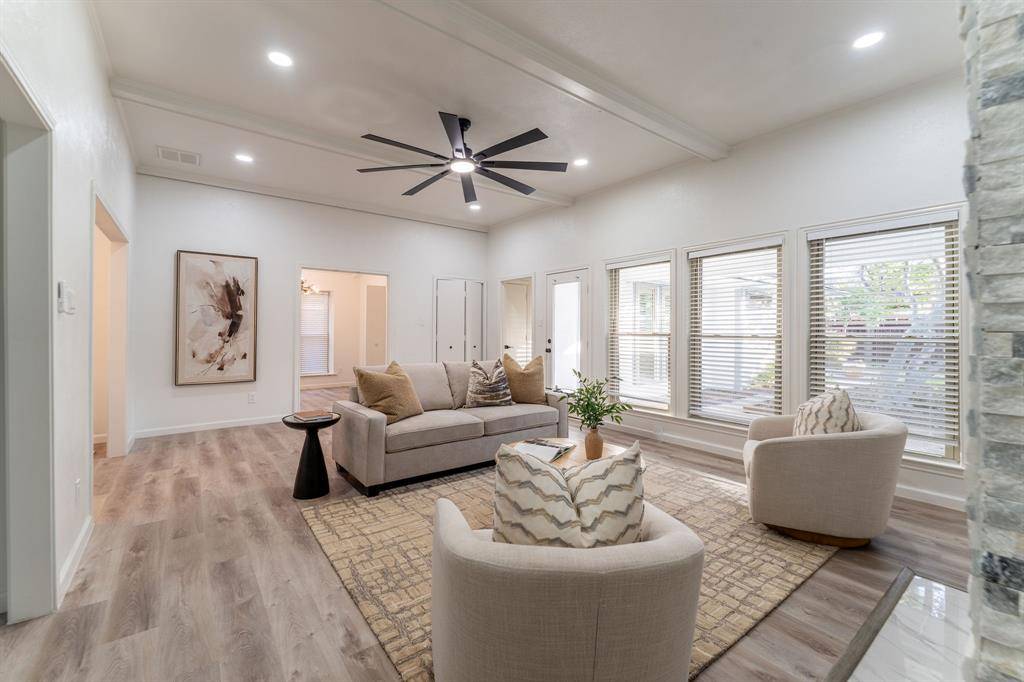 906 Windsong Trail, Richardson, TX 75081