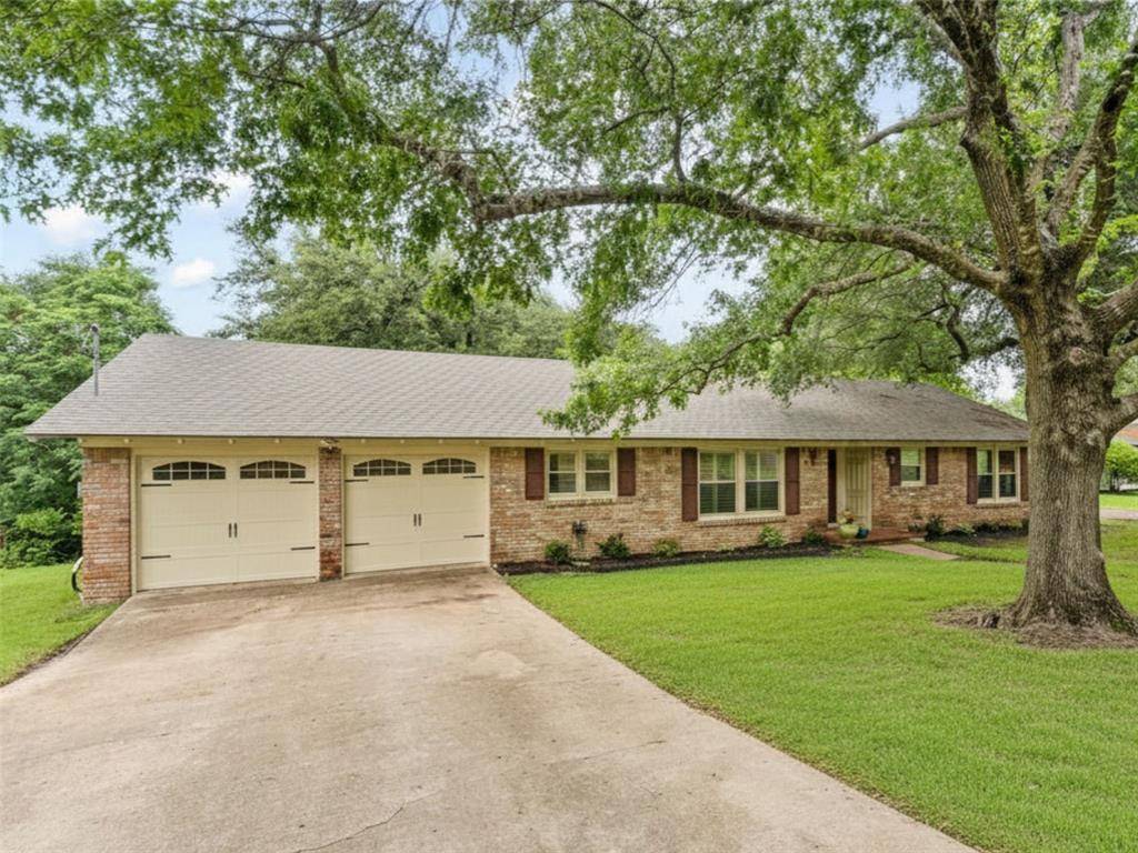 2325 Wooded Acres, Waco, TX 76710