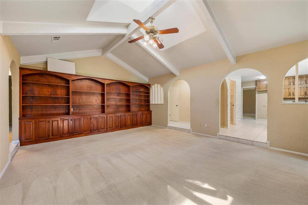 104 W Oak Valley Drive, Colleyville, TX 76034