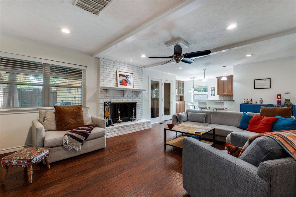 10946 Ridgemeadow Drive, Dallas, TX 75218