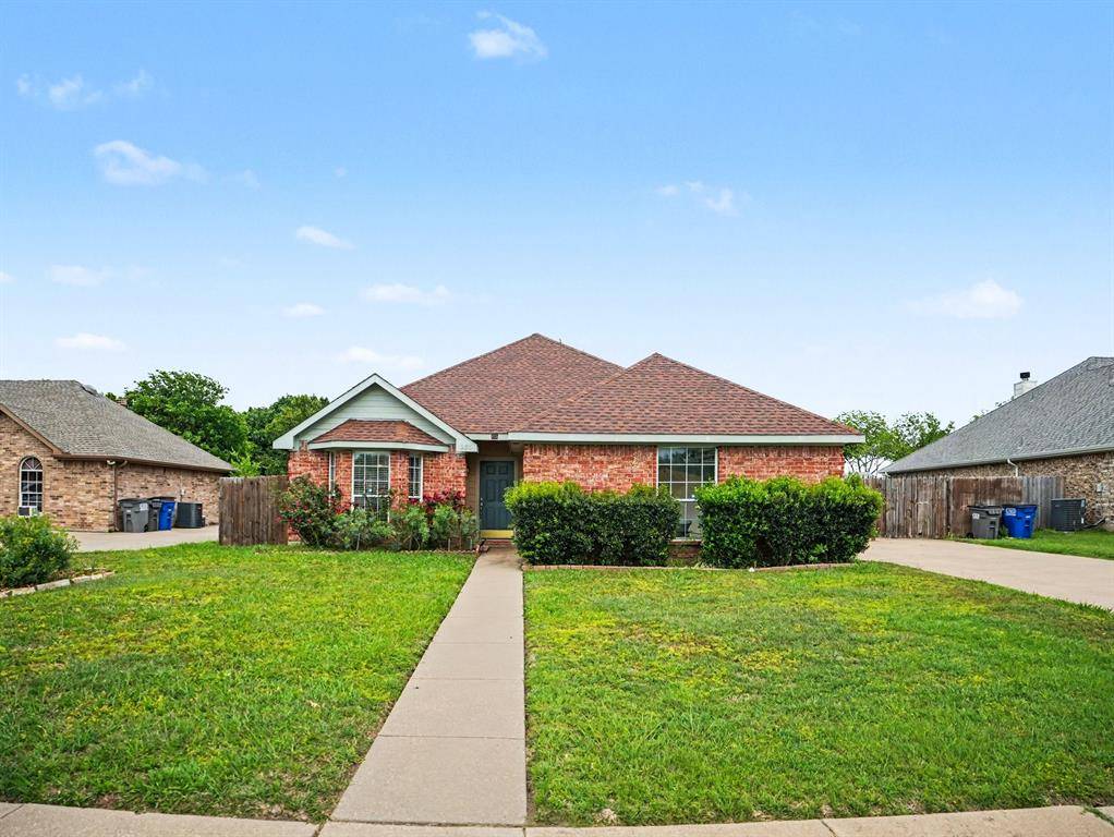 259 Cobblestone Circle, Red Oak, TX 75154