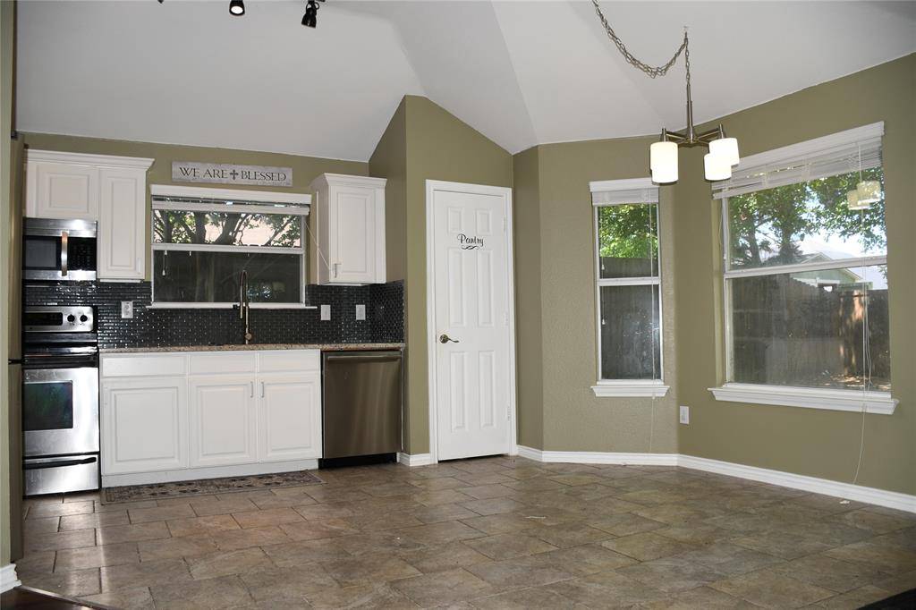 6241 Peach Tree Drive, Midlothian, TX 76065