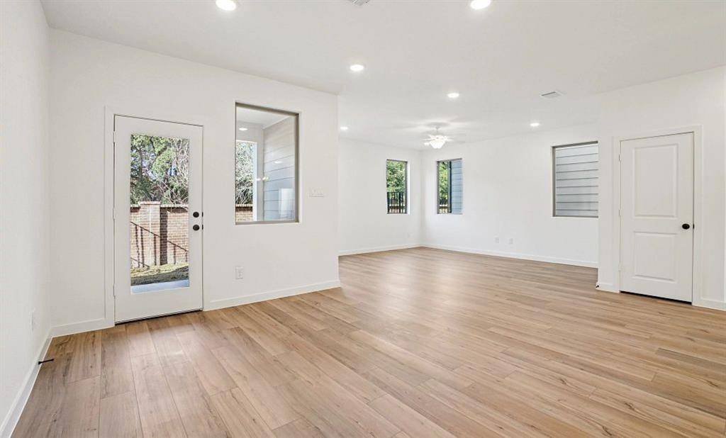 6923 Mission Tejas Drive, Dallas, TX 75228