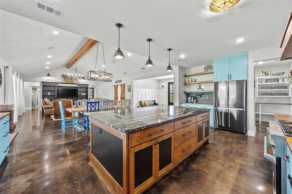 19335 Fm 986, Poetry, TX 75160