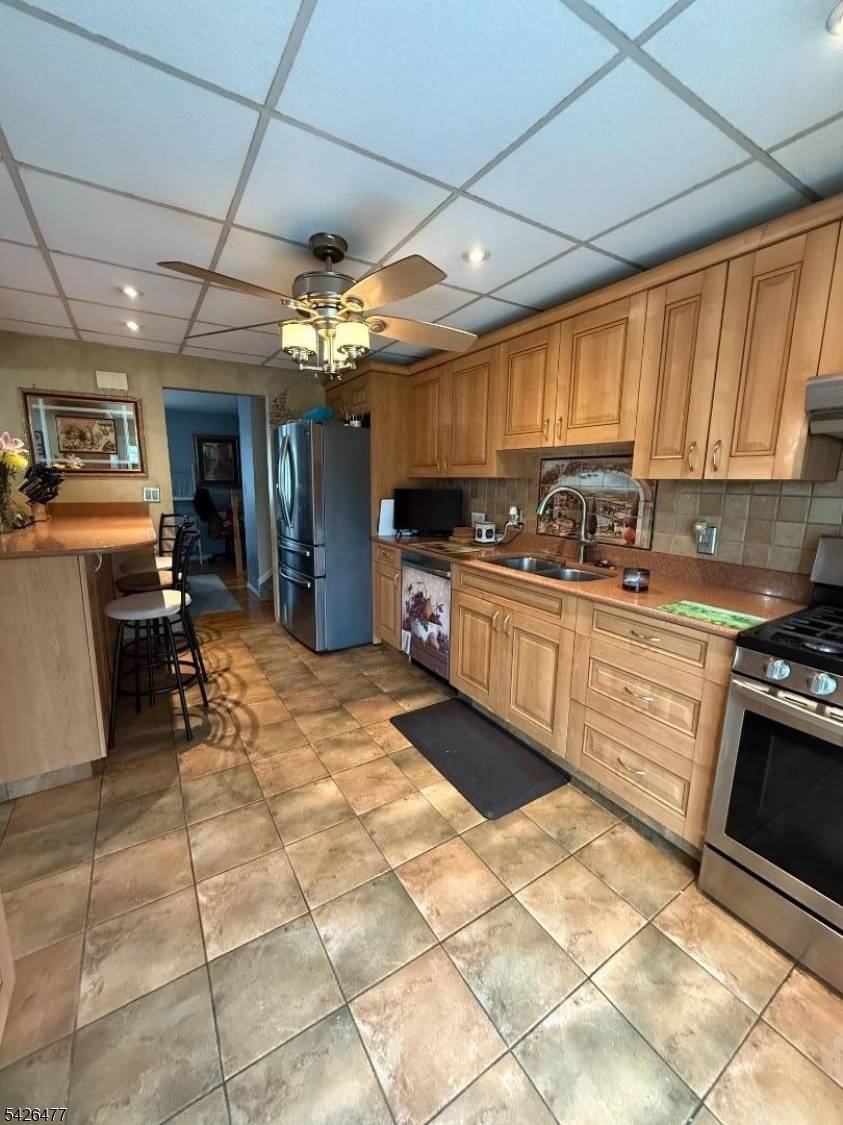 32 Brunswick Dr, Howell Twp., NJ 07731