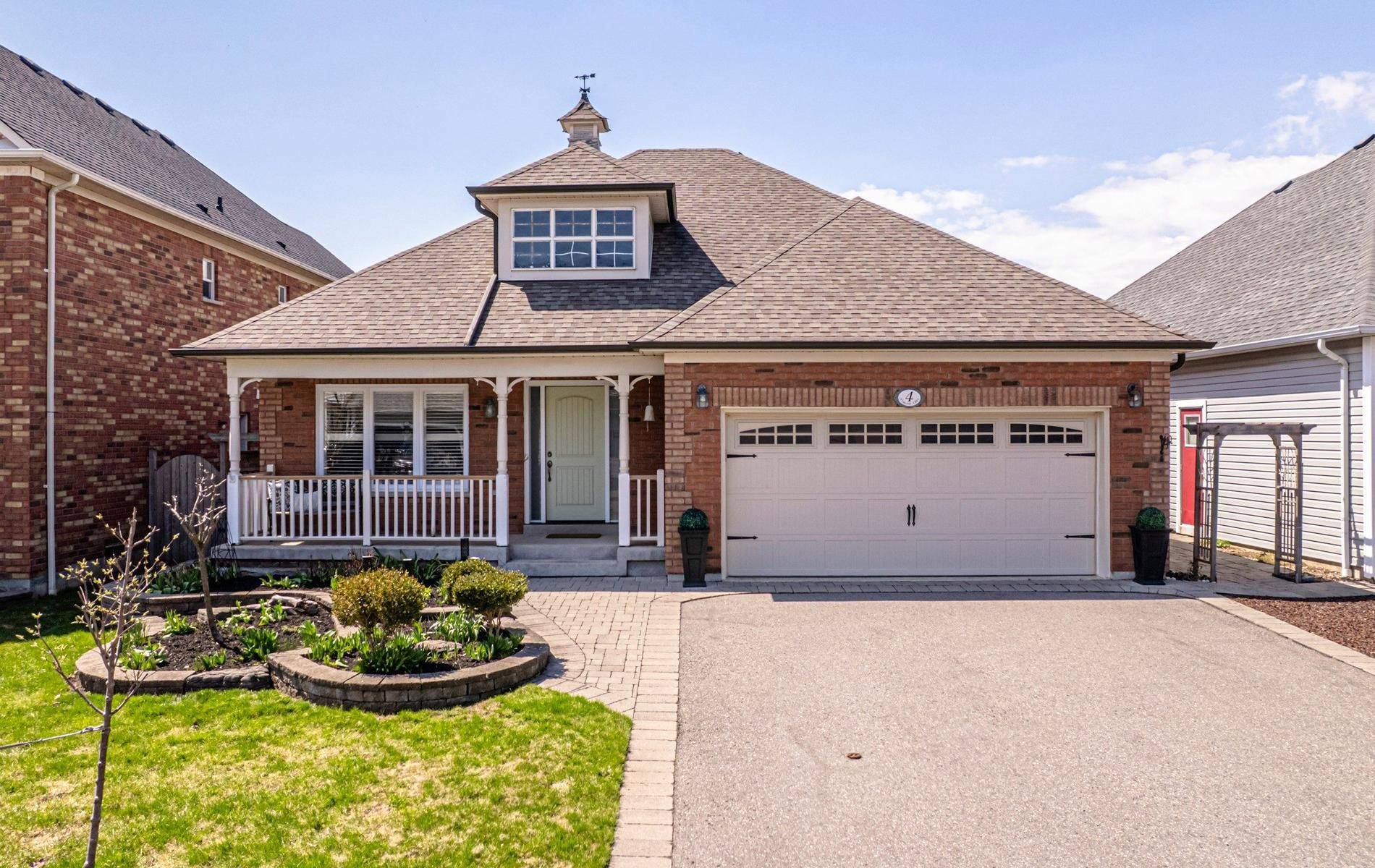 4 Sturgess CRES, Whitby, ON L1M 1J9
