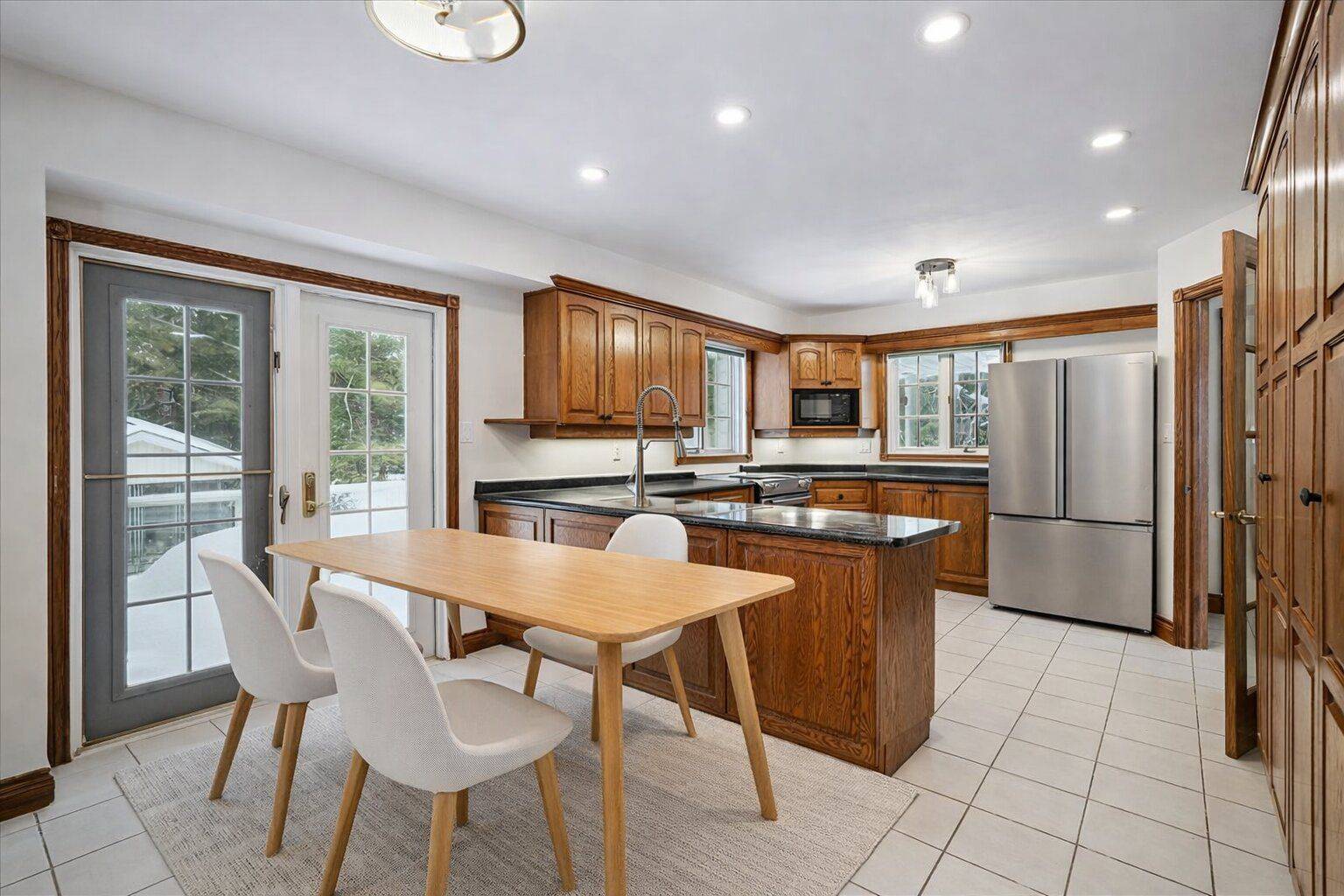 3016 Cole RD, East Gwillimbury, ON L0G 1R0