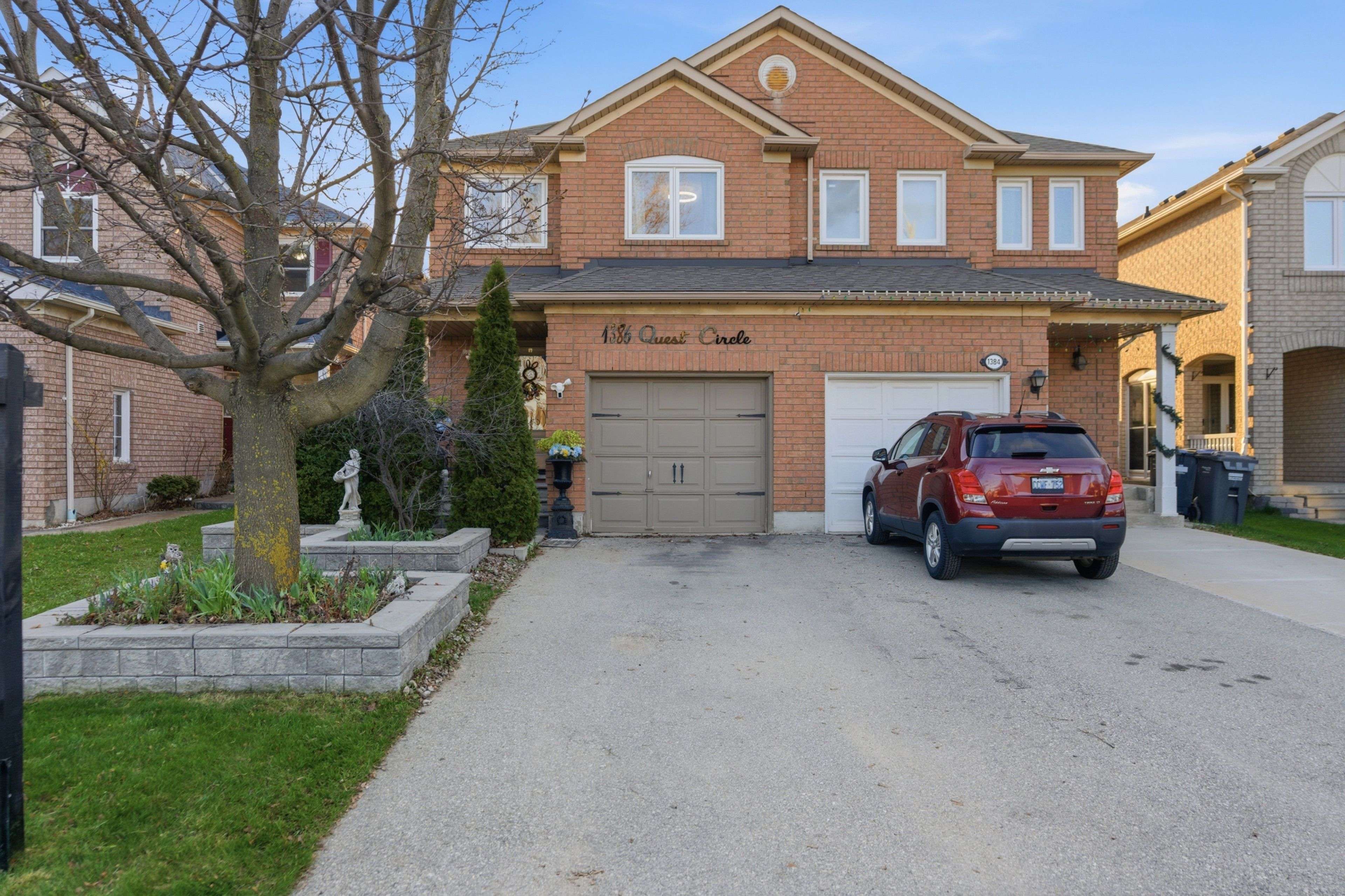 1386 Quest CIR, Mississauga, ON L5N 8B5