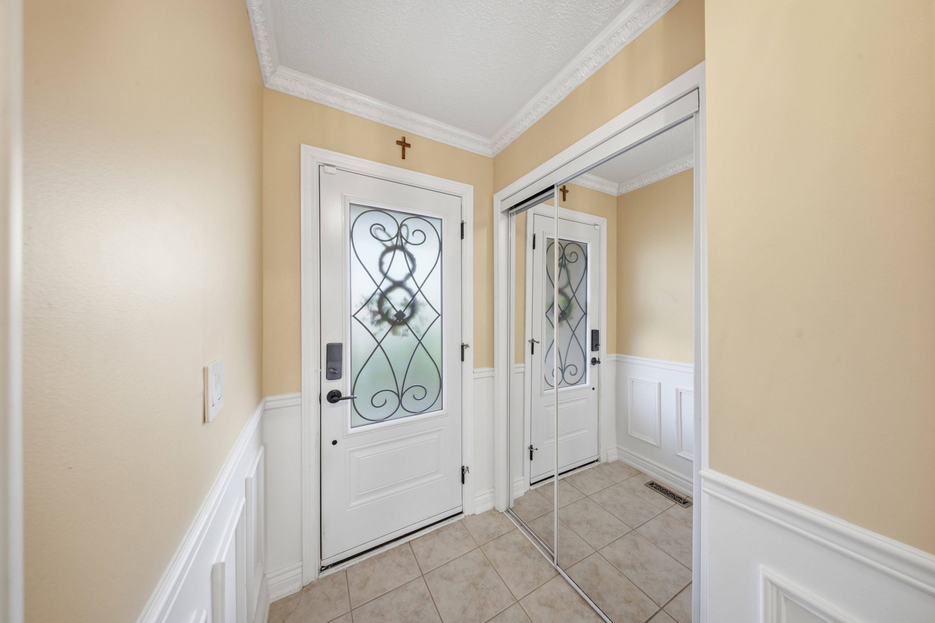 1386 Quest CIR, Mississauga, ON L5N 8B5