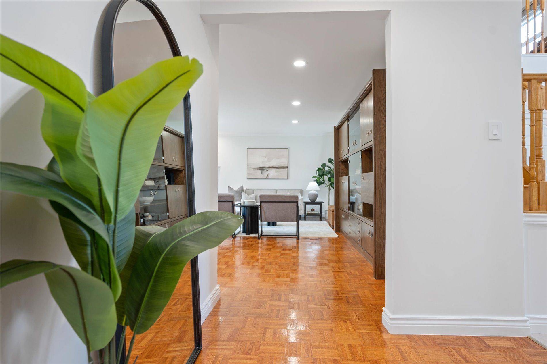 1248 Landfair CRES, Oakville, ON L6H 2N3