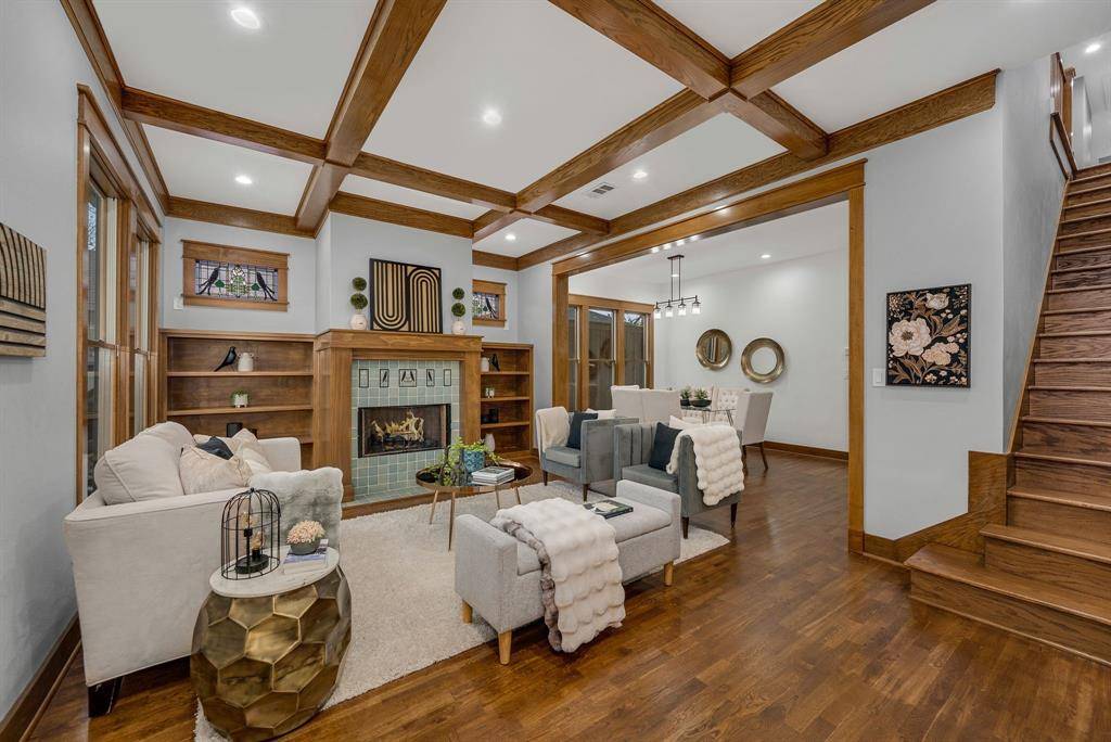 6045 Velasco Avenue, Dallas, TX 75206