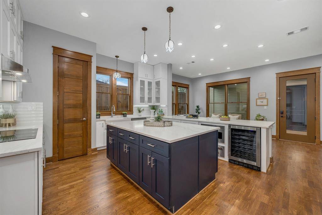 6045 Velasco Avenue, Dallas, TX 75206