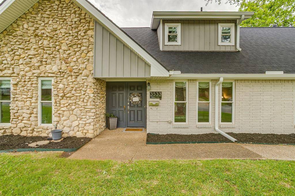 3533 Wren Avenue, Fort Worth, TX 76133