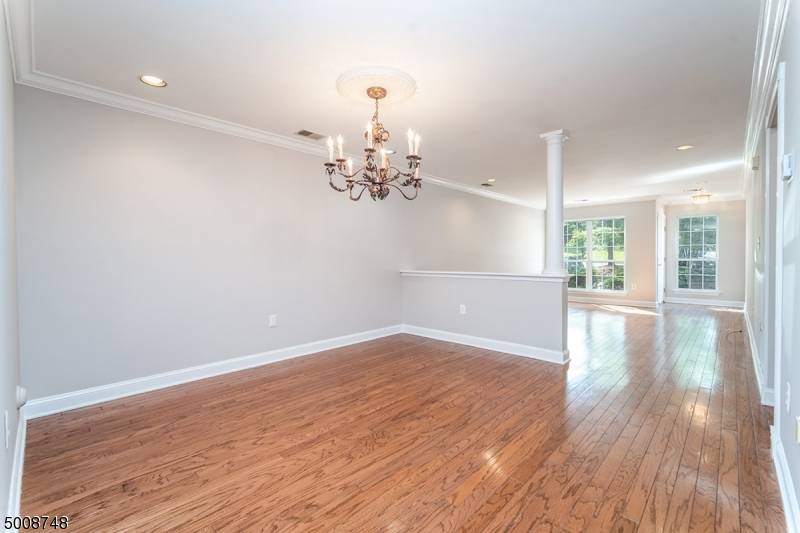 17 Clark Ct, Bernards Twp., NJ 07920