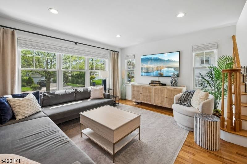 41 Milton Ave, Summit City, NJ 07901